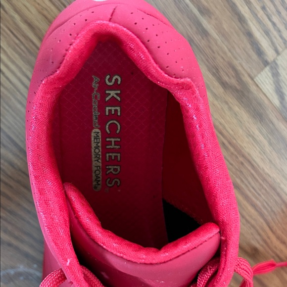 Skechers Bold Red Sneakers - Picture 4 of 8